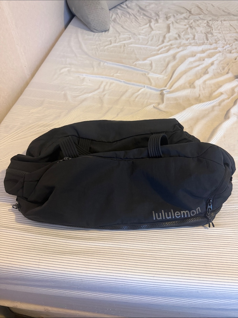 lululemon athletica Black Men's Duffel with Subtle Logo